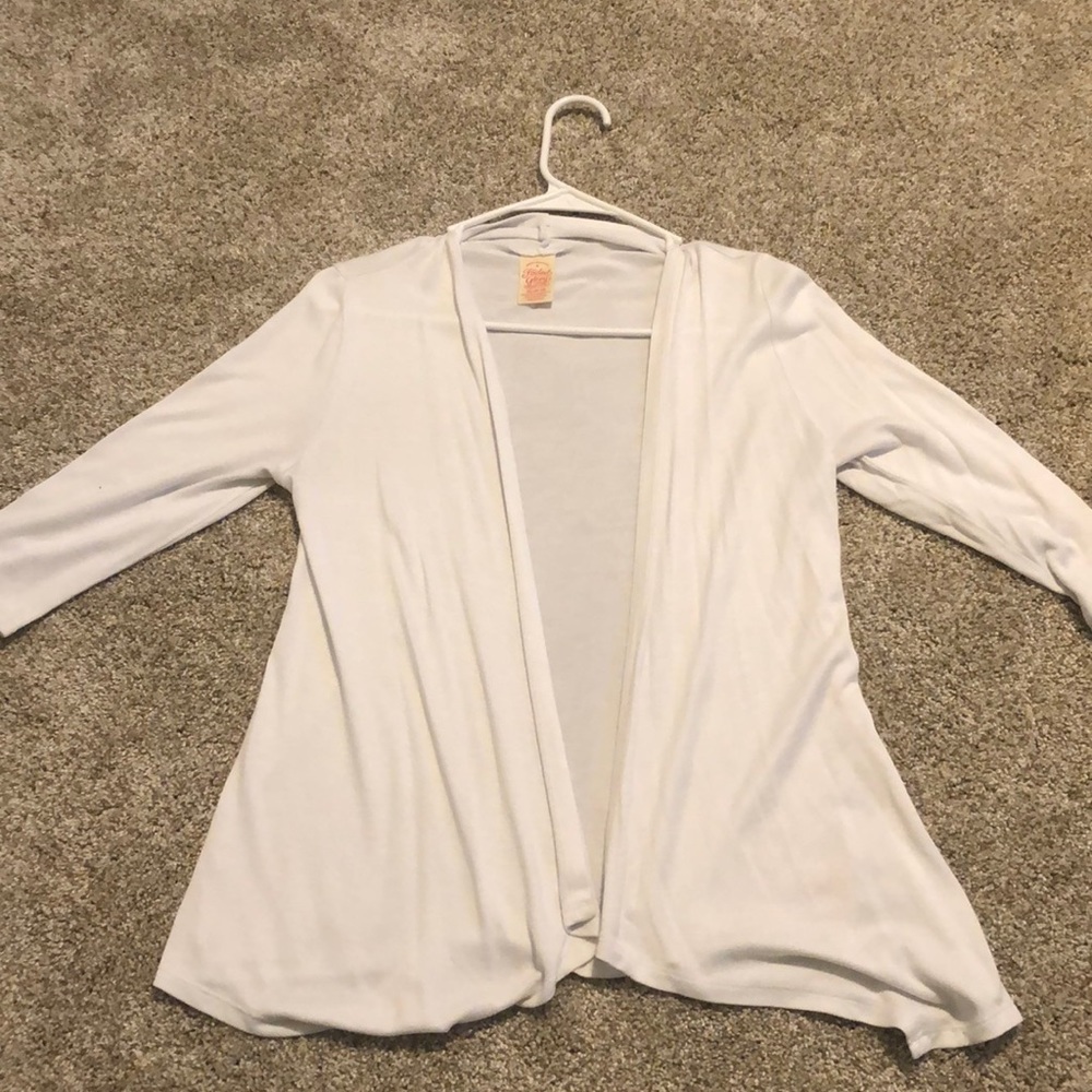 Super cute sweater! Cute for wearing with dresses